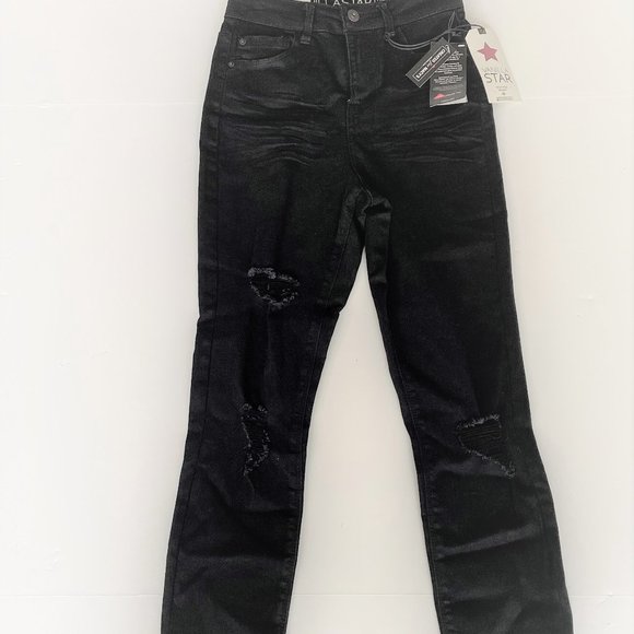 New with tags Juniors Ripped High-Rise Skinny jean - Picture 1 of 3